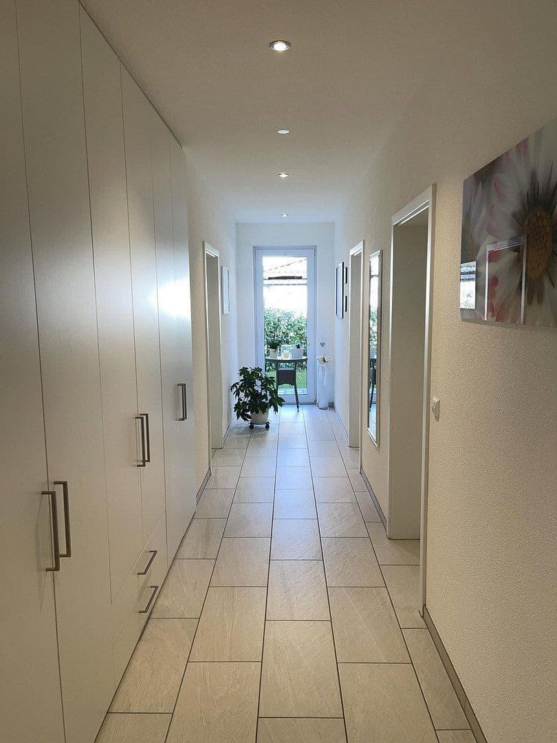 Predaj domu 220 m², pozemek 741 m², Wutöschingen, Bádensko-Wurttembersko Predaj domu 220 m², pozemek 741 m², Wutöschingen, Bádensko-Wurttembersko
