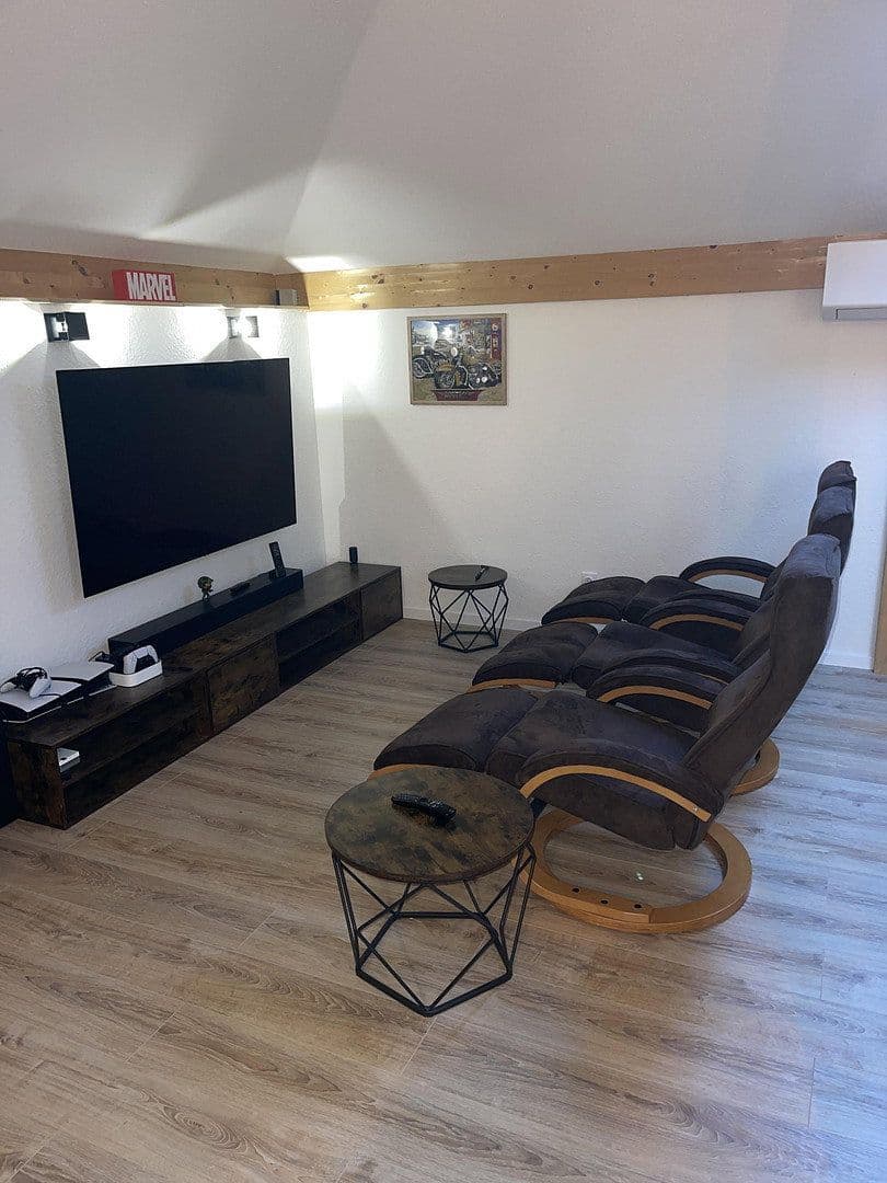 Predaj domu 220 m², pozemek 741 m², Wutöschingen, Bádensko-Wurttembersko Predaj domu 220 m², pozemek 741 m², Wutöschingen, Bádensko-Wurttembersko