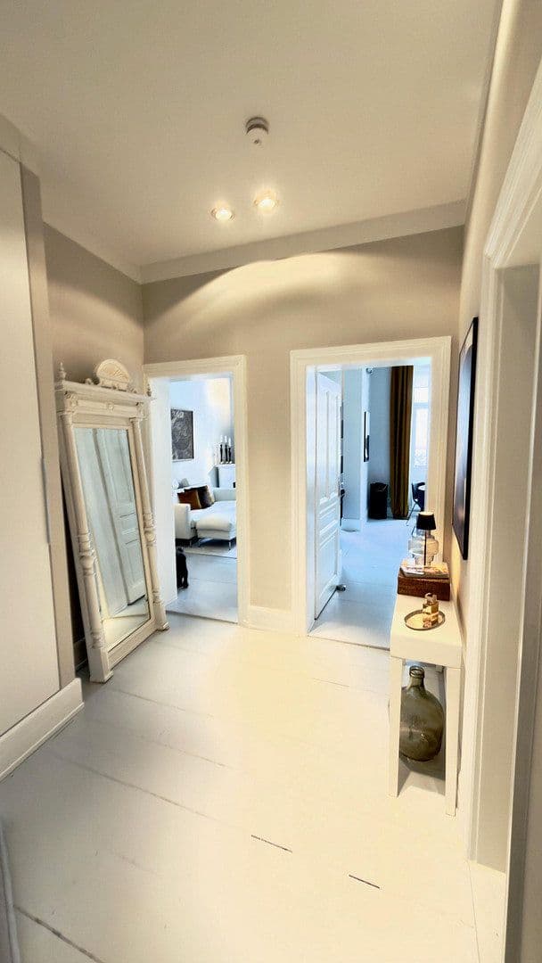 Predaj bytu 2-izbový 54 m², Frankfurt, Hesensko Predaj bytu 2-izbový 54 m², Frankfurt, Hesensko