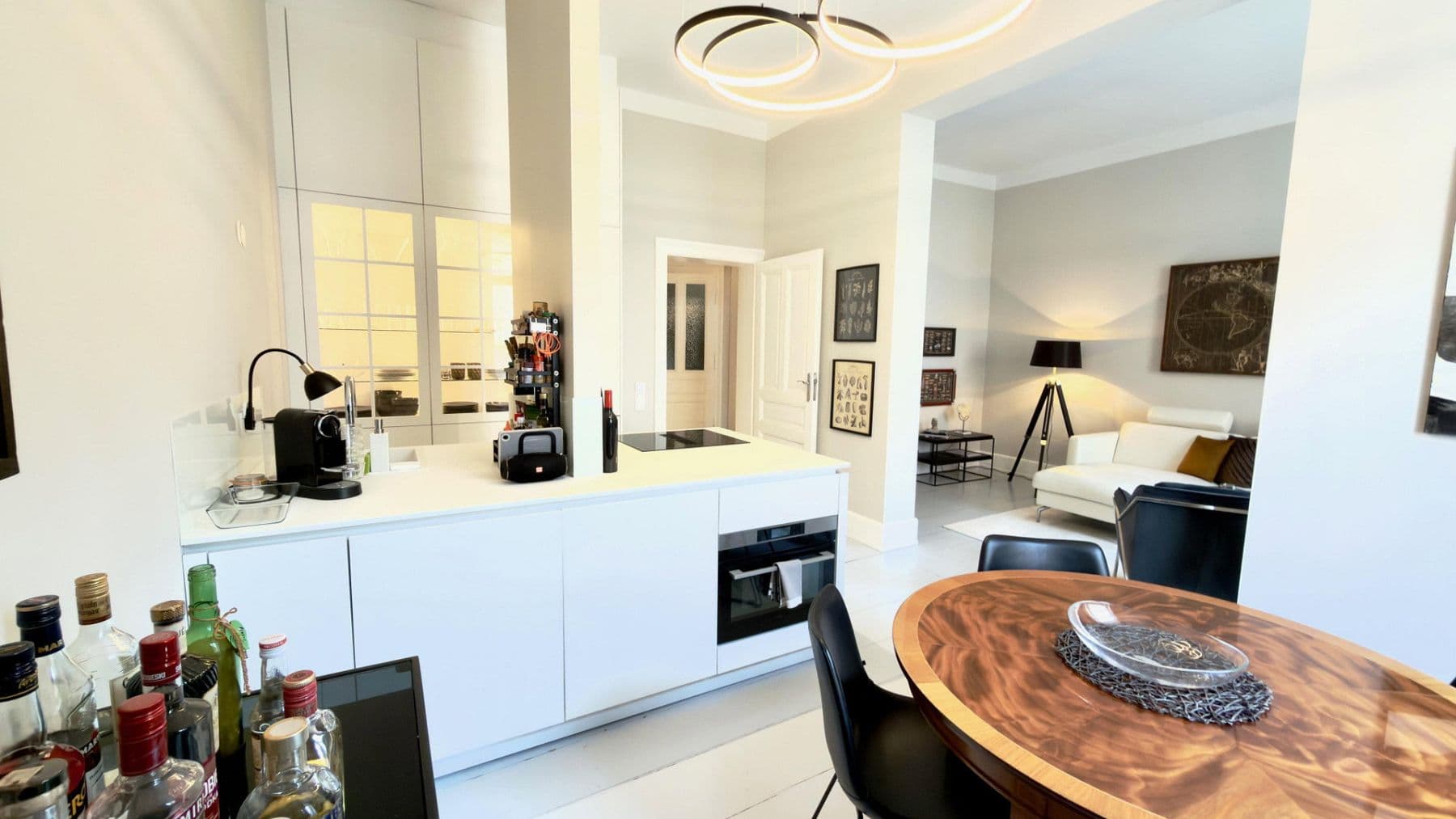 Predaj bytu 2-izbový 54 m², Frankfurt, Hesensko Predaj bytu 2-izbový 54 m², Frankfurt, Hesensko
