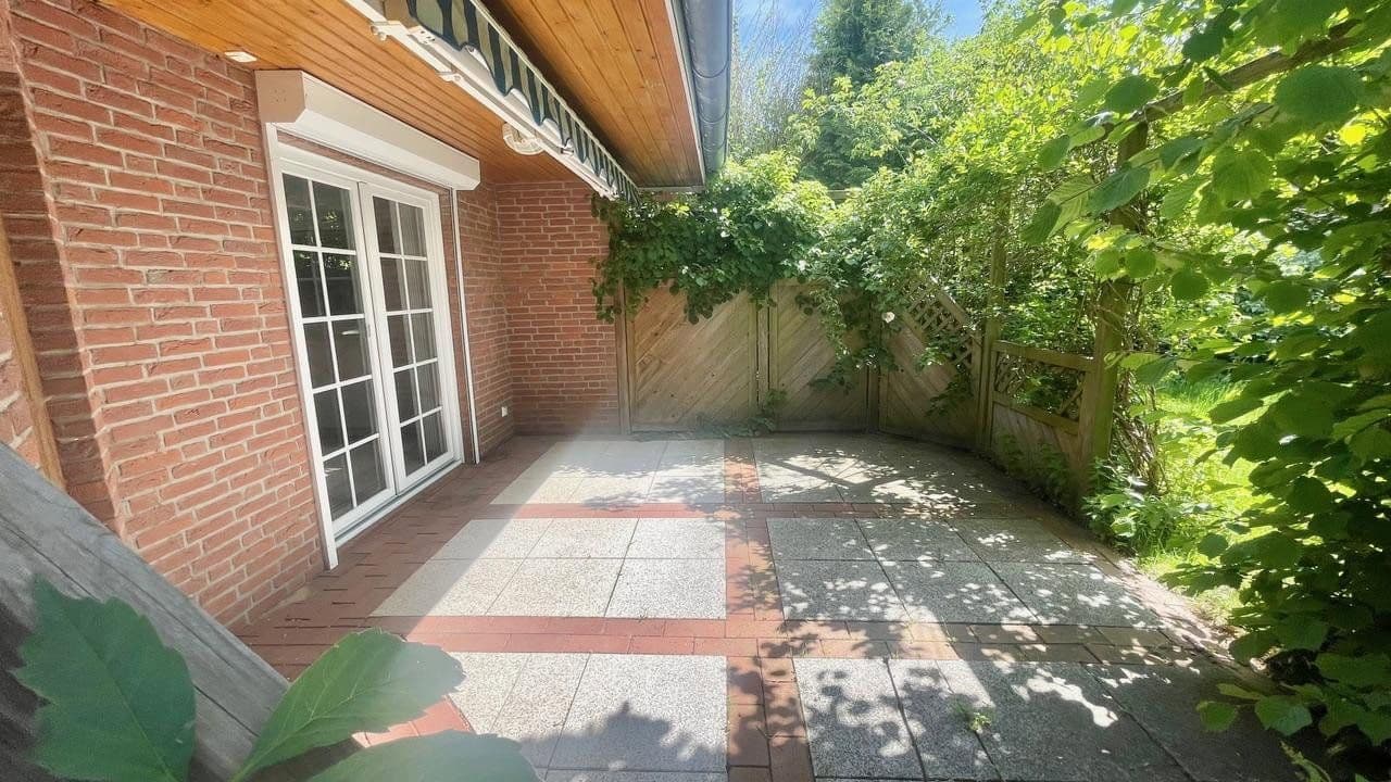 Predaj domu 250 m², pozemek 440 m², Reinfeld, Šlezvicko-Holštajnsko Predaj domu 250 m², pozemek 440 m², Reinfeld, Šlezvicko-Holštajnsko