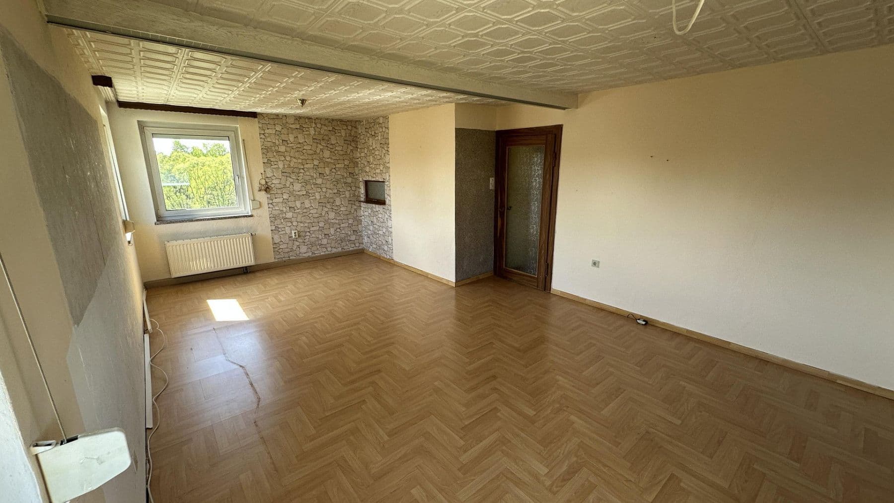 Predaj domu 90 m², pozemek 823 m², Chemnitz OT Schönau, Sasko Predaj domu 90 m², pozemek 823 m², Chemnitz OT Schönau, Sasko