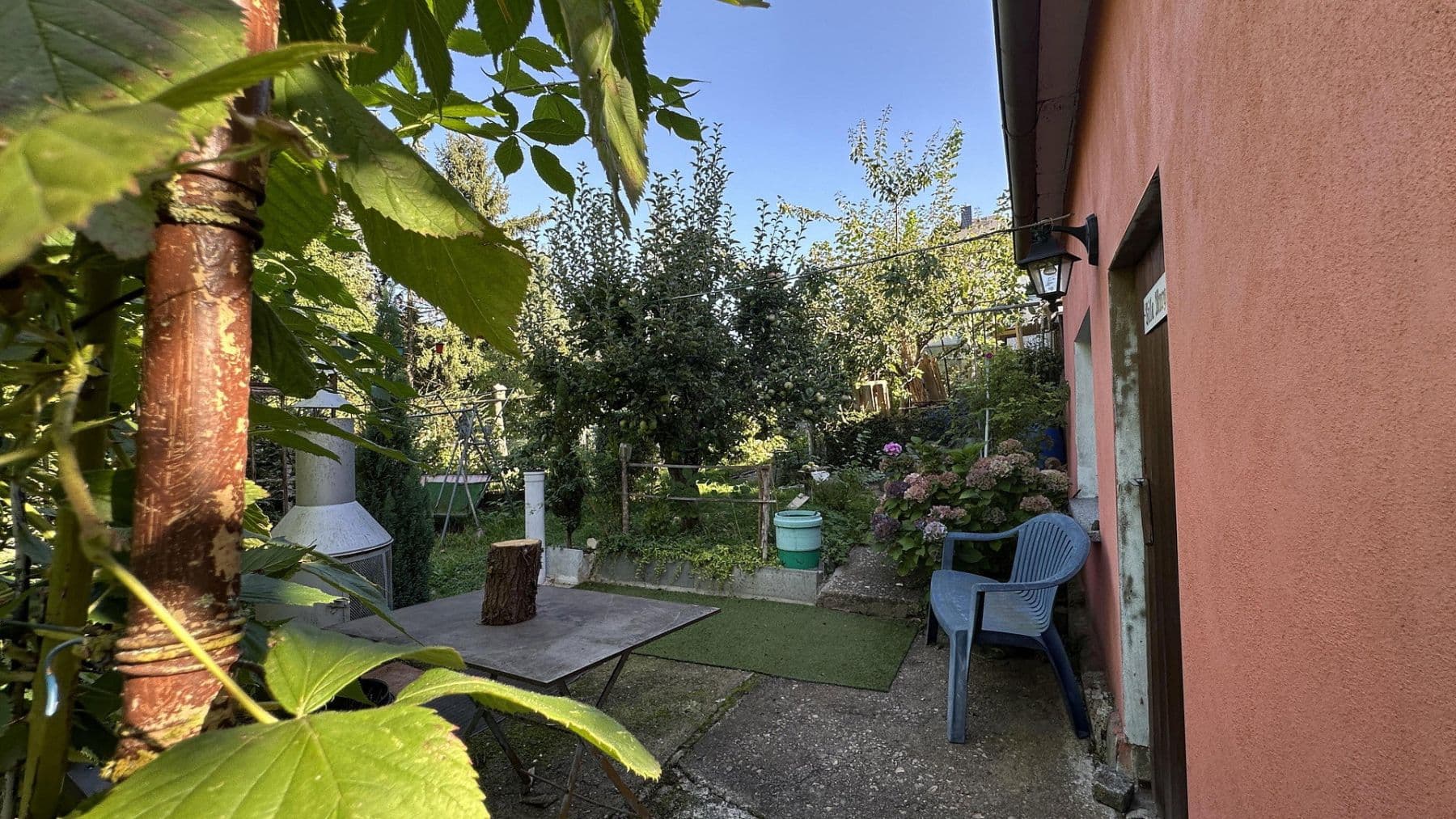Predaj domu 90 m², pozemek 823 m², Chemnitz OT Schönau, Sasko Predaj domu 90 m², pozemek 823 m², Chemnitz OT Schönau, Sasko