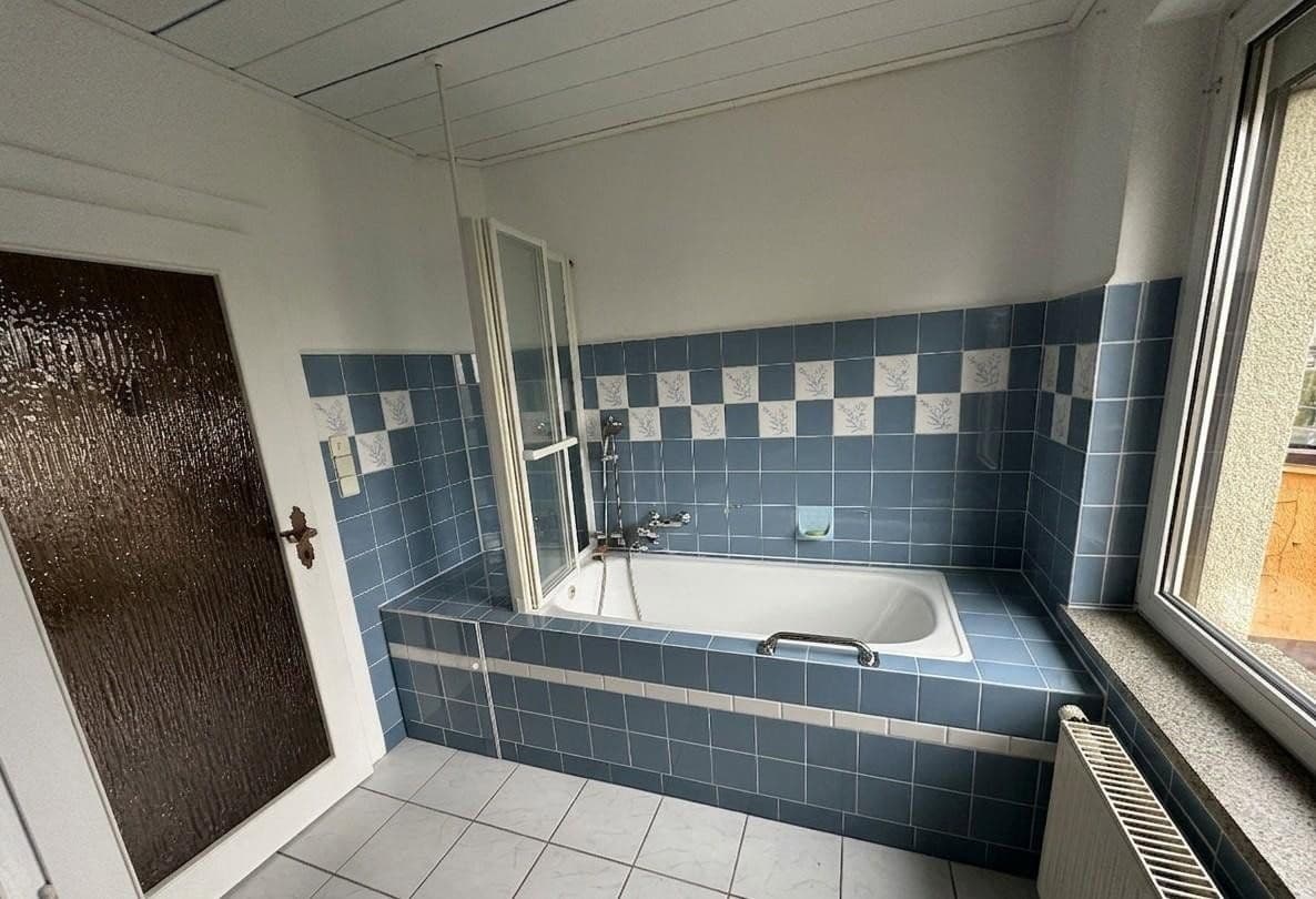 Predaj domu 90 m², pozemek 823 m², Chemnitz OT Schönau, Sasko Predaj domu 90 m², pozemek 823 m², Chemnitz OT Schönau, Sasko