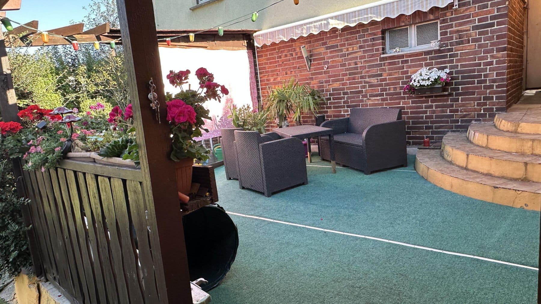 Predaj domu 90 m², pozemek 823 m², Chemnitz OT Schönau, Sasko Predaj domu 90 m², pozemek 823 m², Chemnitz OT Schönau, Sasko