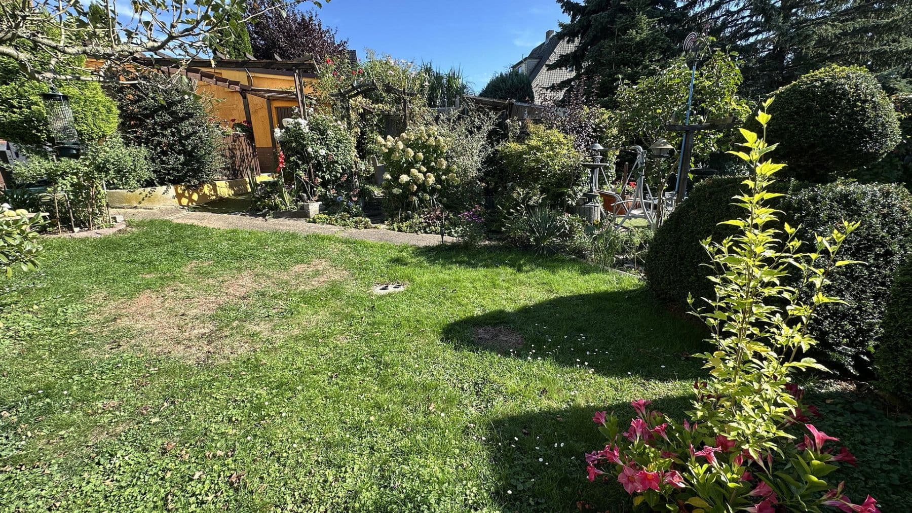 Predaj domu 90 m², pozemek 823 m², Chemnitz OT Schönau, Sasko Predaj domu 90 m², pozemek 823 m², Chemnitz OT Schönau, Sasko