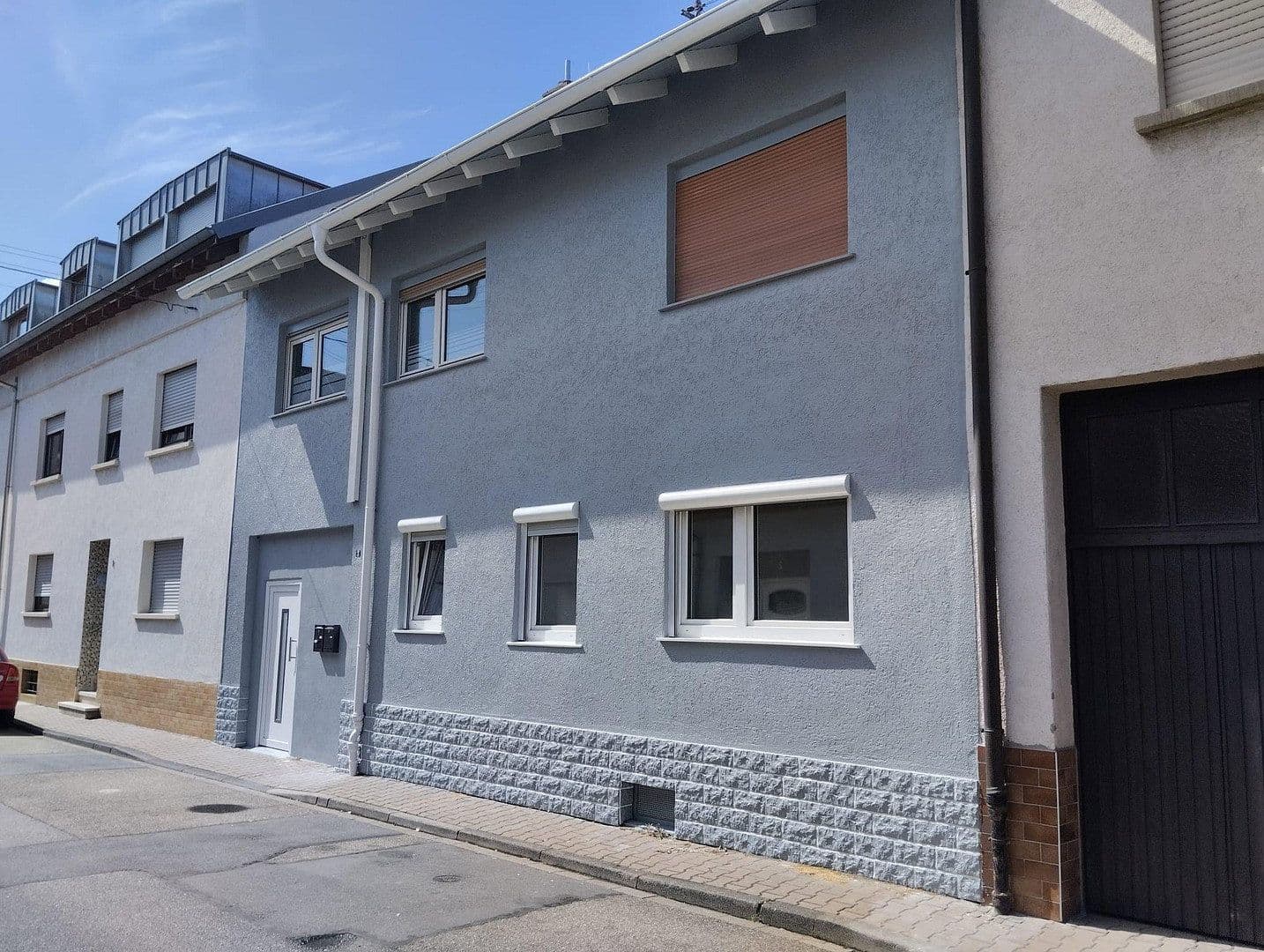 Predaj domu 171 m², pozemek 203 m², Walldorf, Bádensko-Wurttembersko Predaj domu 171 m², pozemek 203 m², Walldorf, Bádensko-Wurttembersko