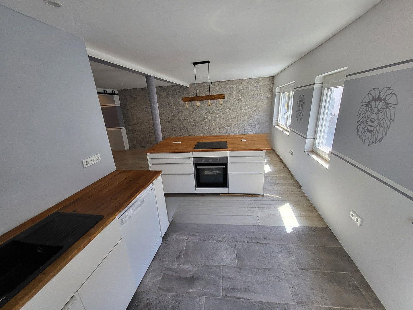Predaj domu 171 m², pozemek 203 m², Walldorf, Bádensko-Wurttembersko Predaj domu 171 m², pozemek 203 m², Walldorf, Bádensko-Wurttembersko