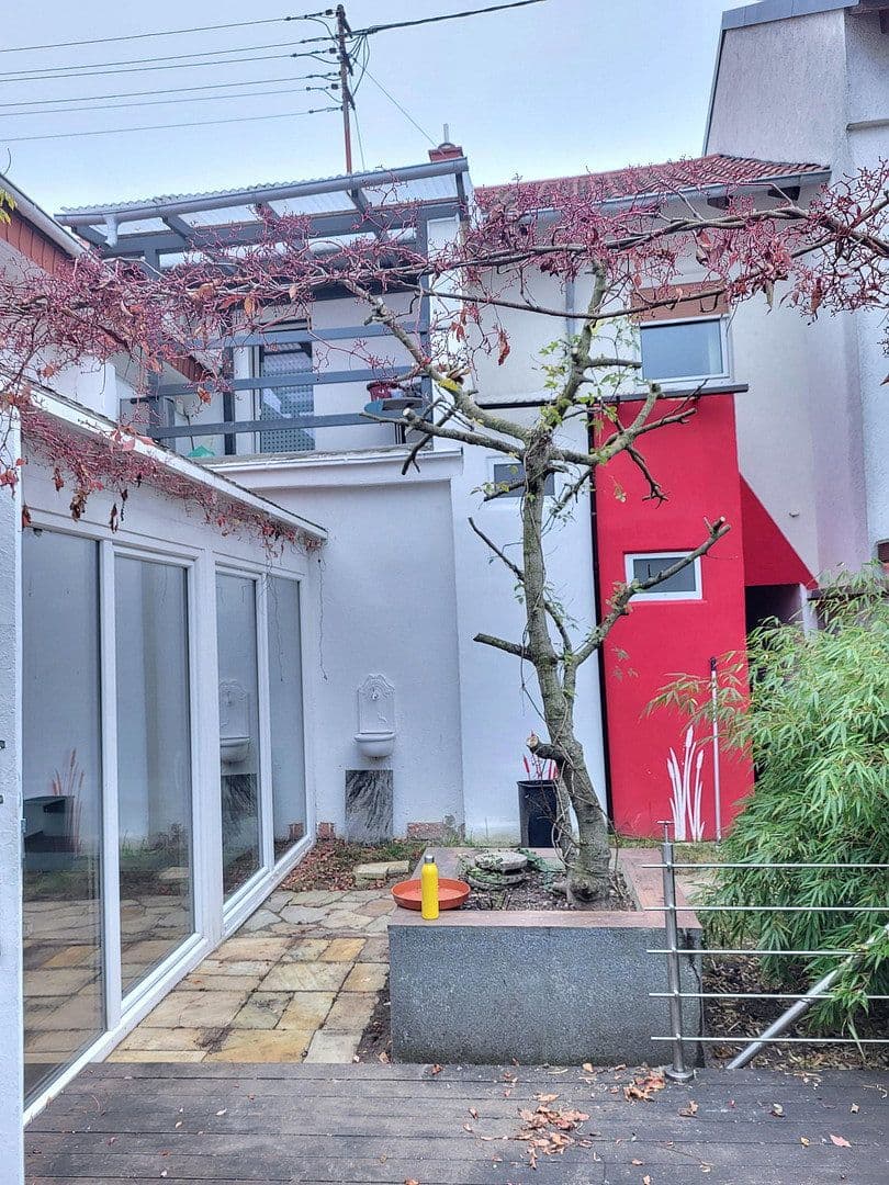 Predaj domu 171 m², pozemek 203 m², Walldorf, Bádensko-Wurttembersko Predaj domu 171 m², pozemek 203 m², Walldorf, Bádensko-Wurttembersko