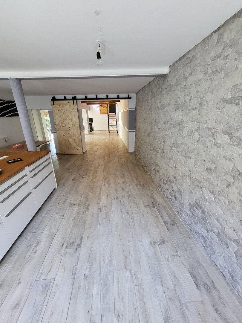 Predaj domu 171 m², pozemek 203 m², Walldorf, Bádensko-Wurttembersko Predaj domu 171 m², pozemek 203 m², Walldorf, Bádensko-Wurttembersko
