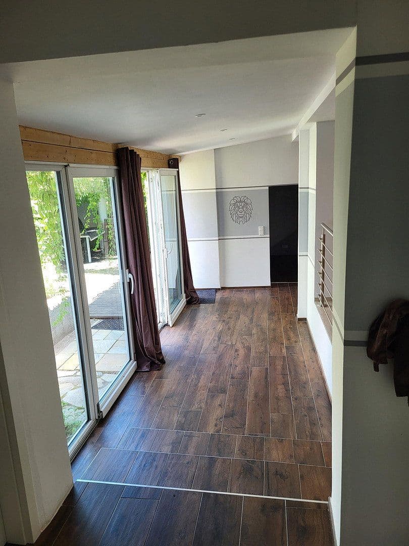 Predaj domu 171 m², pozemek 203 m², Walldorf, Bádensko-Wurttembersko Predaj domu 171 m², pozemek 203 m², Walldorf, Bádensko-Wurttembersko