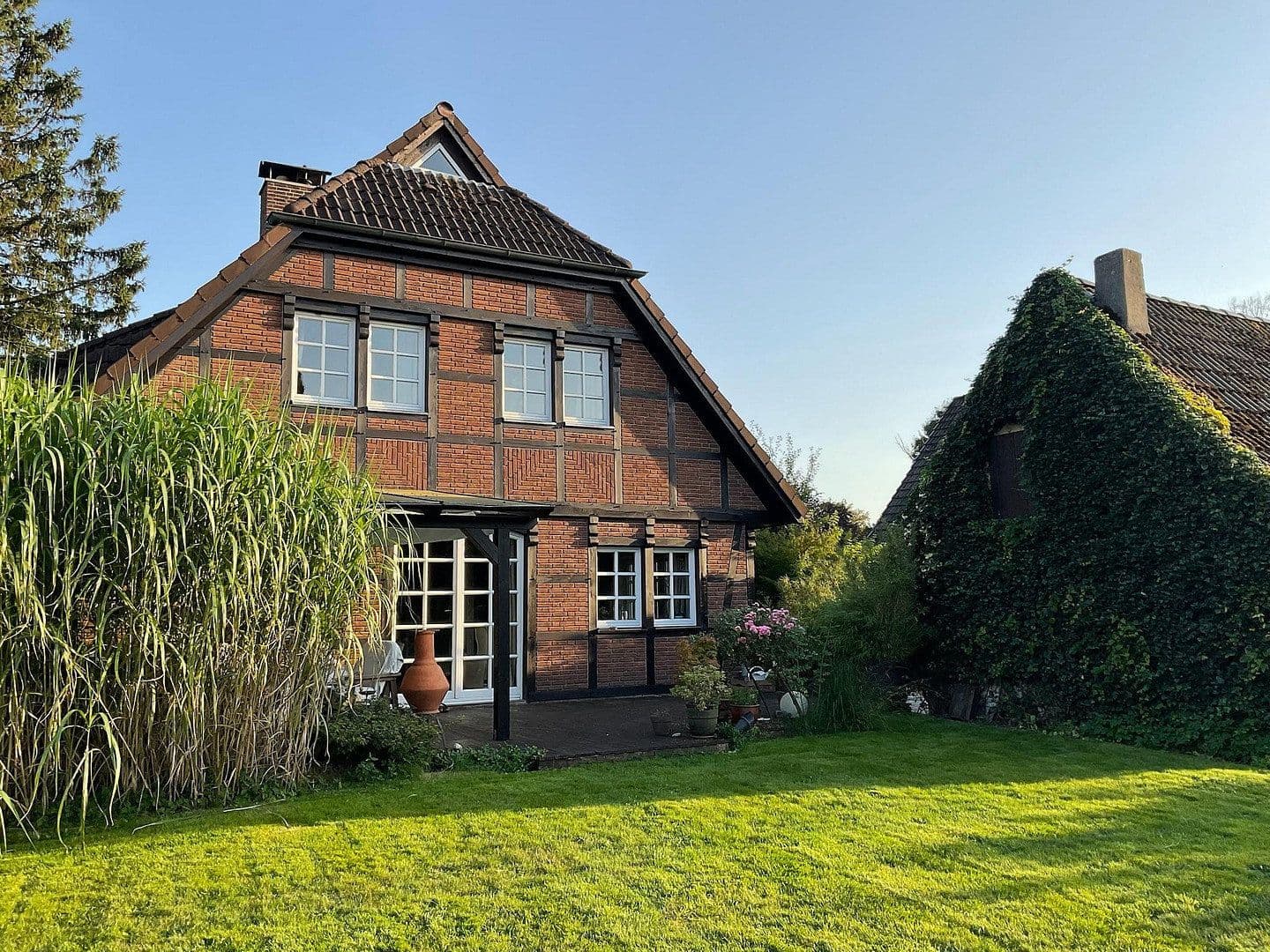 Predaj domu 140 m², pozemek 800 m², Norderstedt, Šlezvicko-Holštajnsko Predaj domu 140 m², pozemek 800 m², Norderstedt, Šlezvicko-Holštajnsko