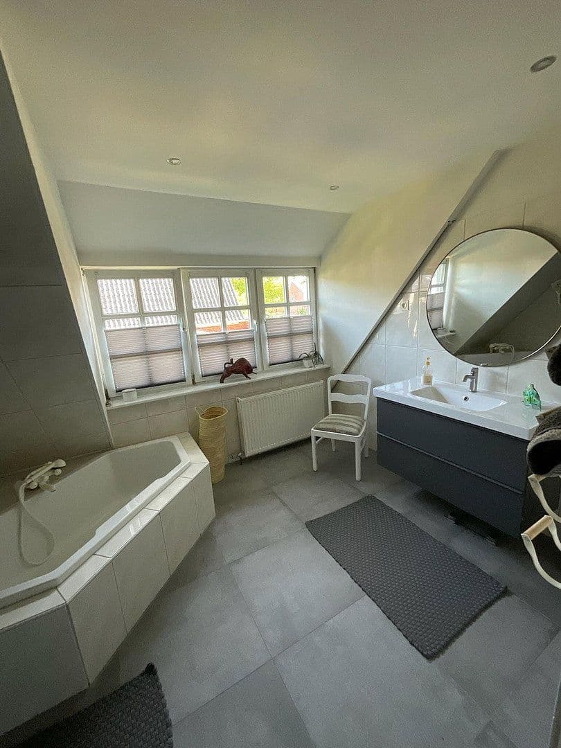 Predaj domu 140 m², pozemek 800 m², Norderstedt, Šlezvicko-Holštajnsko Predaj domu 140 m², pozemek 800 m², Norderstedt, Šlezvicko-Holštajnsko