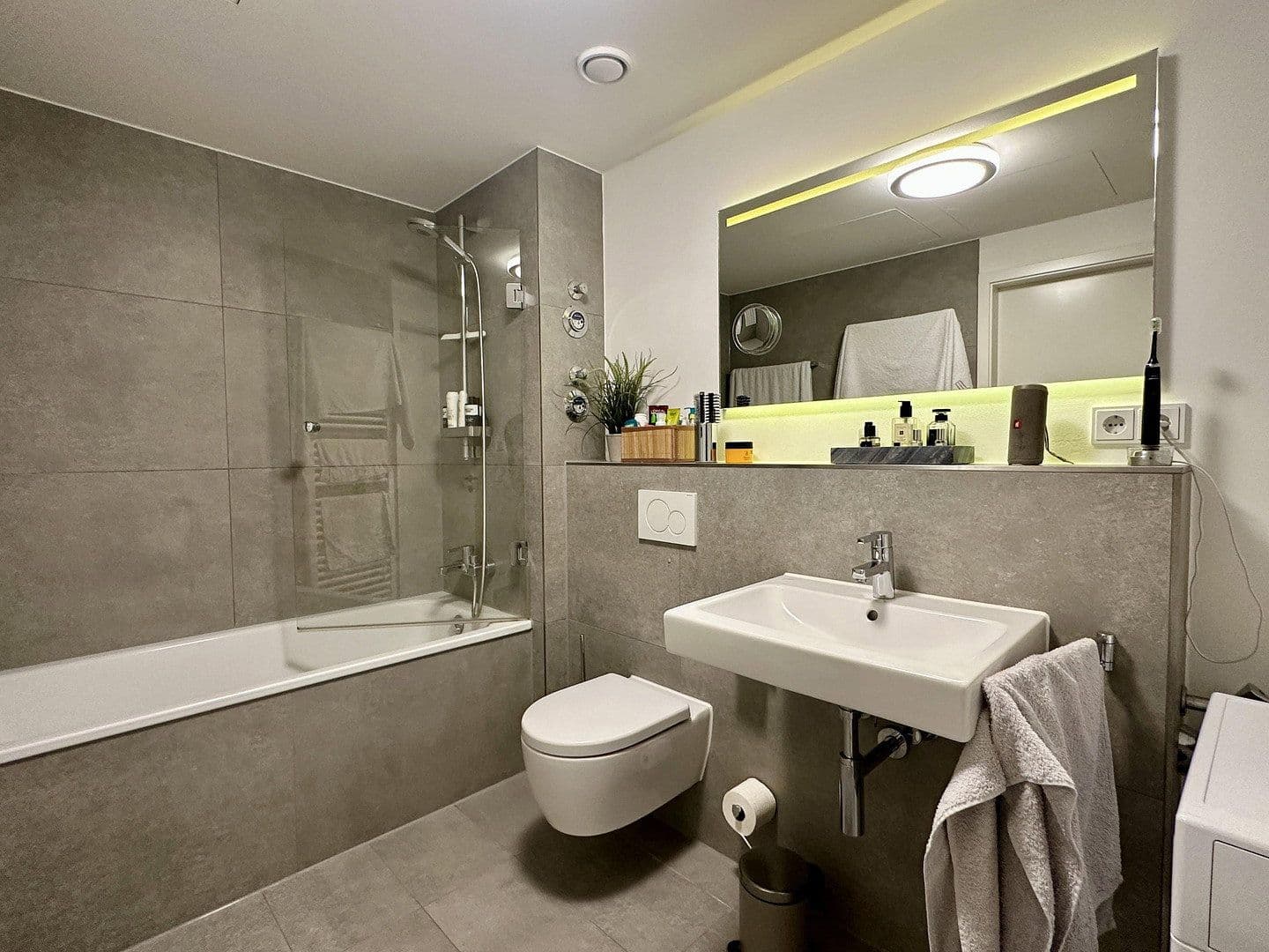 Predaj bytu 2-izbový 62 m², Jürgen-Töpfer-Straße 111, Hamburg, Hamburg Predaj bytu 2-izbový 62 m², Jürgen-Töpfer-Straße 111, Hamburg, Hamburg