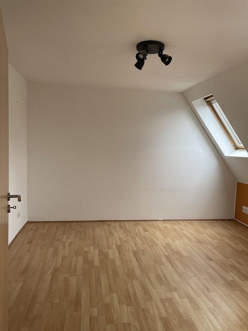 Predaj bytu 3-izbový 111 m², Lauf an der Pegnitz, Bavorsko Predaj bytu 3-izbový 111 m², Lauf an der Pegnitz, Bavorsko