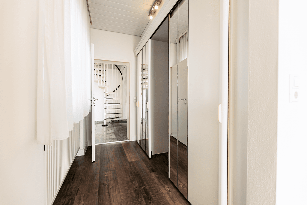 Predaj domu 264 m², pozemek 600 m², Mering, Bavorsko Predaj domu 264 m², pozemek 600 m², Mering, Bavorsko