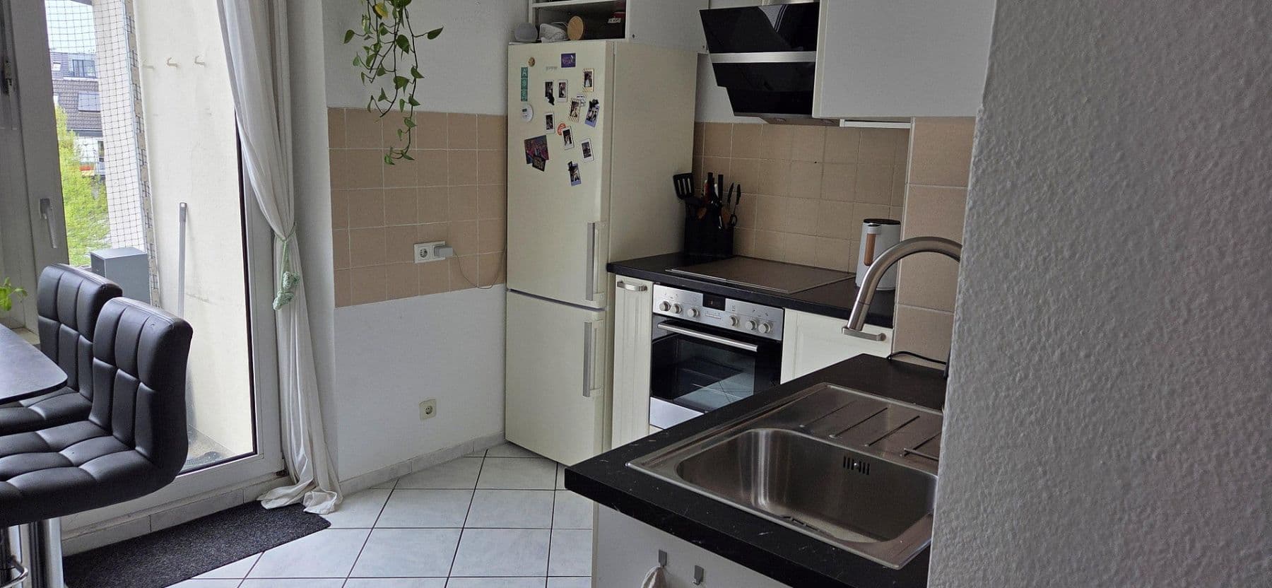 Prenájom bytu 2-izbový 80 m², Bahnstraße 6, Solingen, Severné Porýnie - Westfálsko Prenájom bytu 2-izbový 80 m², Bahnstraße 6, Solingen, Severné Porýnie - Westfálsko