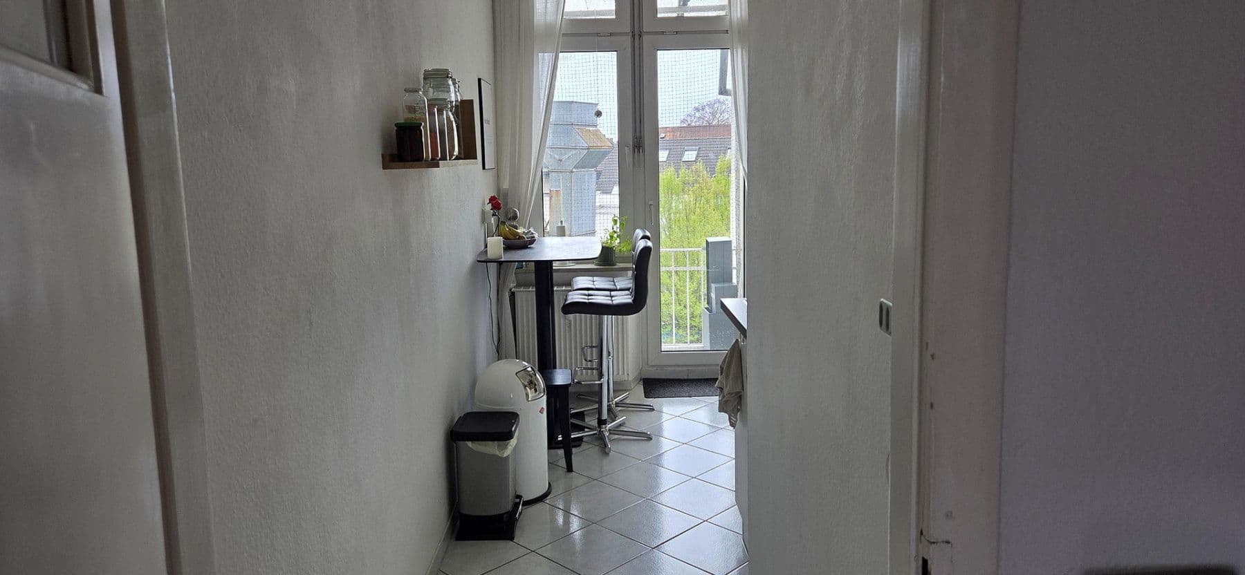 Prenájom bytu 2-izbový 80 m², Bahnstraße 6, Solingen, Severné Porýnie - Westfálsko Prenájom bytu 2-izbový 80 m², Bahnstraße 6, Solingen, Severné Porýnie - Westfálsko