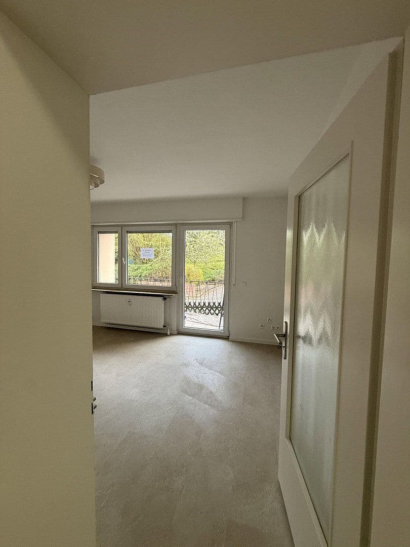 Prenájom bytu 3-izbový 65 m², Annweiler am Trifels, Porýnie-Falcko Prenájom bytu 3-izbový 65 m², Annweiler am Trifels, Porýnie-Falcko