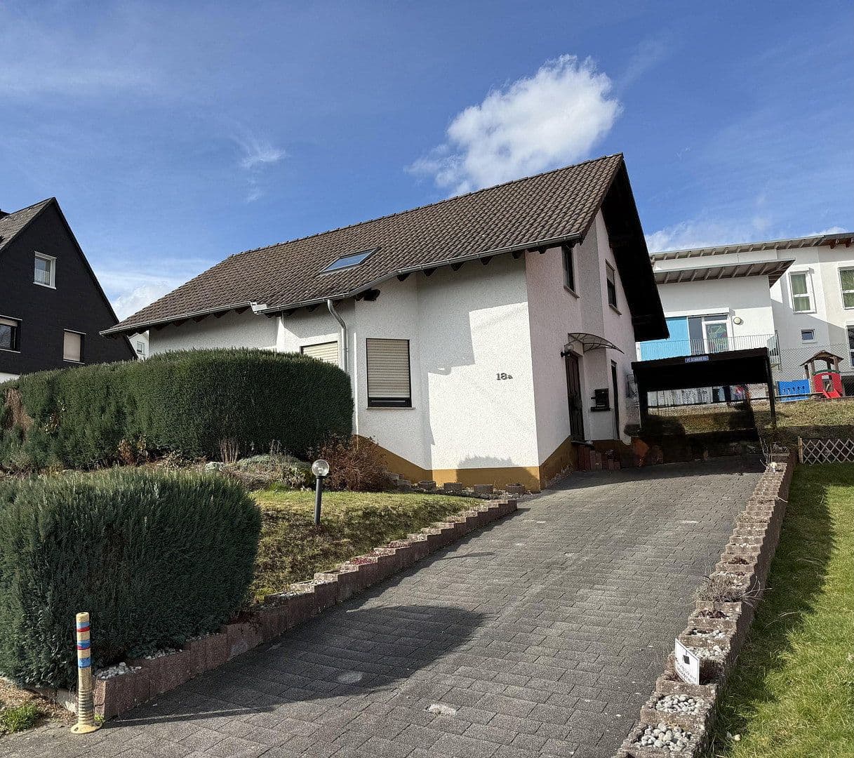 Predaj domu 130 m², pozemek 372 m², Burbach, Severné Porýnie - Westfálsko Predaj domu 130 m², pozemek 372 m², Burbach, Severné Porýnie - Westfálsko