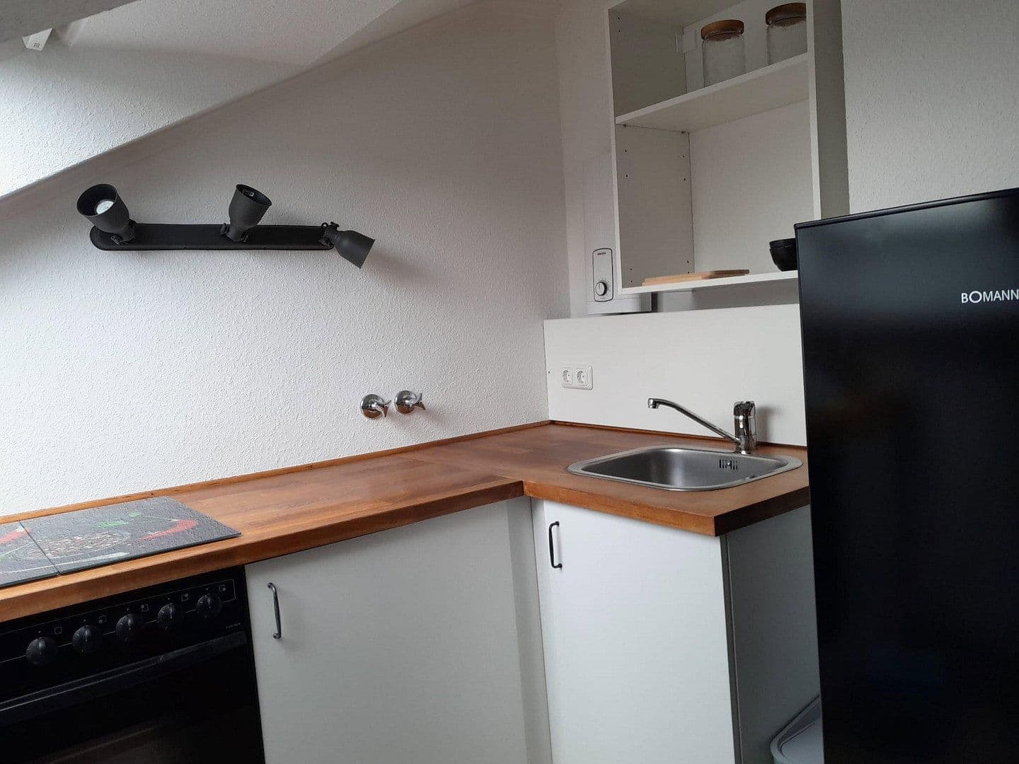 Prenájom bytu 1-izbový 41 m², Aachen, Severné Porýnie - Westfálsko Prenájom bytu 1-izbový 41 m², Aachen, Severné Porýnie - Westfálsko