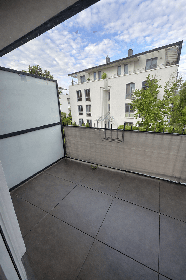 Prenájom bytu 3-izbový 63 m², Bonn, Severné Porýnie - Westfálsko Prenájom bytu 3-izbový 63 m², Bonn, Severné Porýnie - Westfálsko