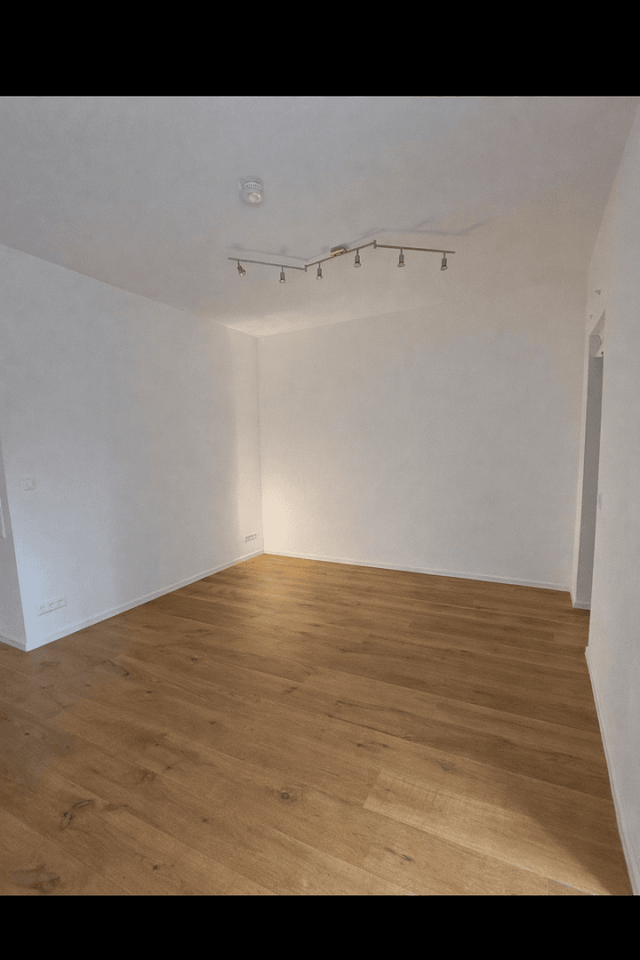 Prenájom bytu 3-izbový 63 m², Bonn, Severné Porýnie - Westfálsko Prenájom bytu 3-izbový 63 m², Bonn, Severné Porýnie - Westfálsko