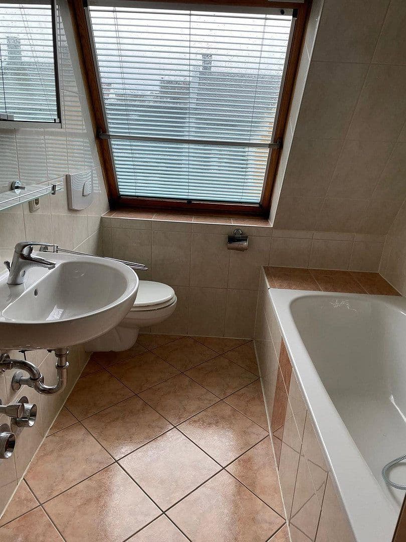 Prenájom bytu 3-izbový 77 m², Plavno, Sasko Prenájom bytu 3-izbový 77 m², Plavno, Sasko