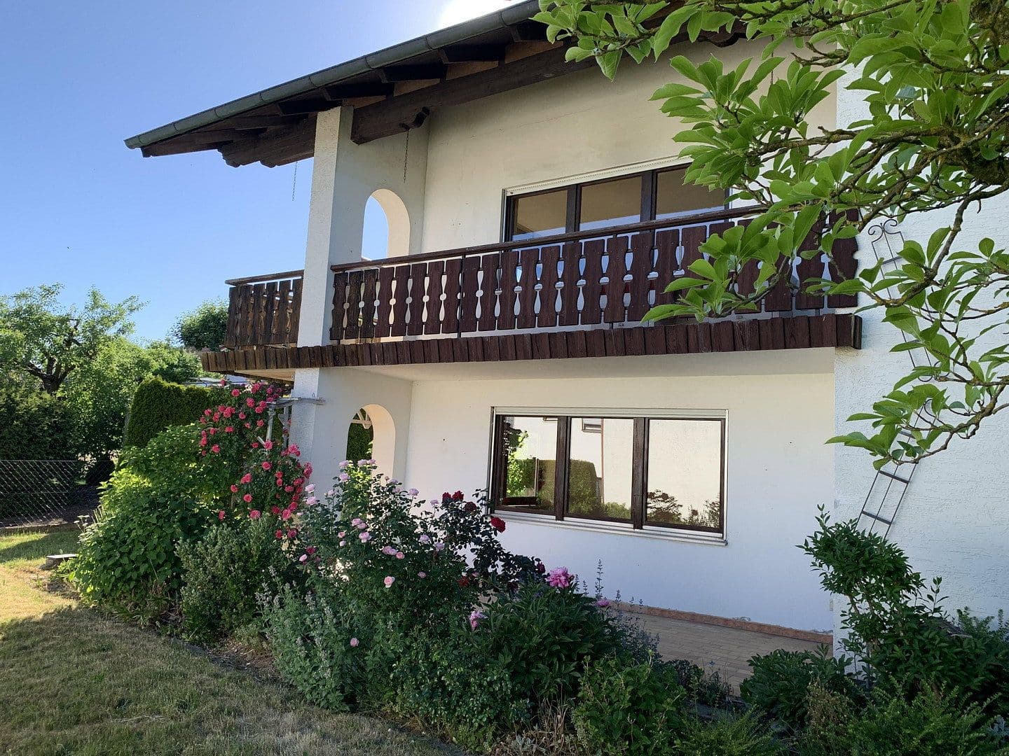 Predaj domu 210 m², pozemek 906 m², Bad Birnbach, Bavorsko Predaj domu 210 m², pozemek 906 m², Bad Birnbach, Bavorsko