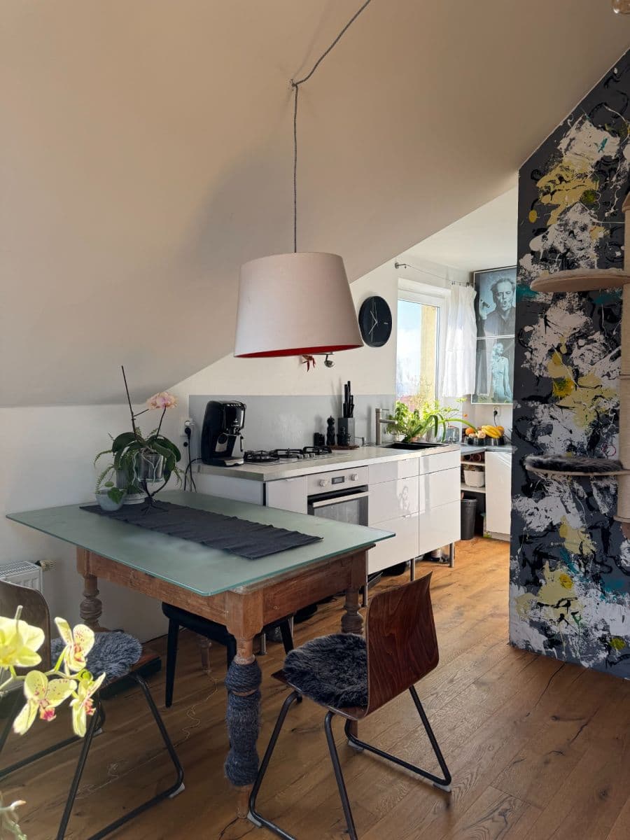 Predaj bytu 3-izbový 66 m², Žiželická, Praha, Praha Predaj bytu 3-izbový 66 m², Žiželická, Praha, Praha