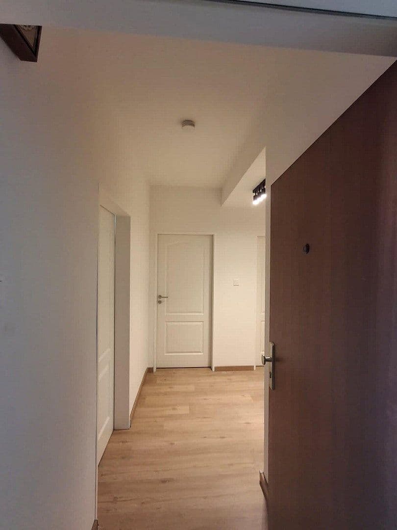 Prenájom bytu 15 m², Rollnerstraße 40, Nürnberg, Bavorsko Prenájom bytu 15 m², Rollnerstraße 40, Nürnberg, Bavorsko