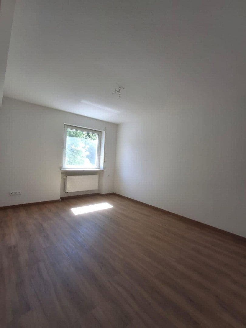 Prenájom bytu 15 m², Rollnerstraße 40, Nürnberg, Bavorsko Prenájom bytu 15 m², Rollnerstraße 40, Nürnberg, Bavorsko