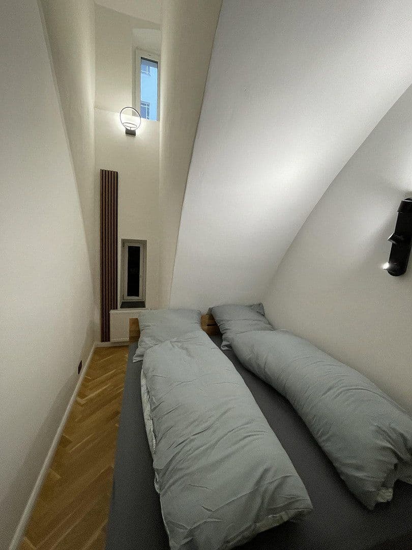 Prenájom bytu 2-izbový 45 m², Berlin, Berlín Prenájom bytu 2-izbový 45 m², Berlin, Berlín