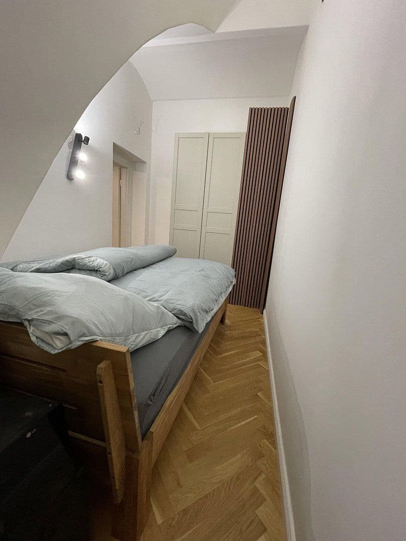 Prenájom bytu 2-izbový 45 m², Berlin, Berlín Prenájom bytu 2-izbový 45 m², Berlin, Berlín