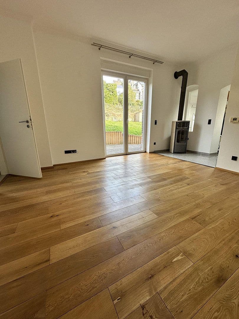 Prenájom domu 100 m², pozemek 600 m², Wetter (Ruhr), Severné Porýnie - Westfálsko Prenájom domu 100 m², pozemek 600 m², Wetter (Ruhr), Severné Porýnie - Westfálsko