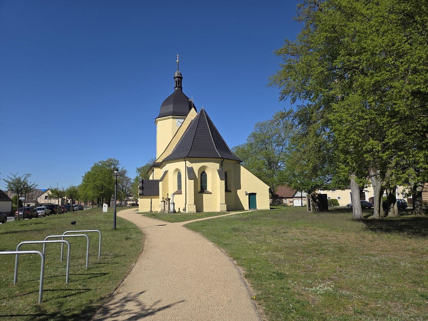 Predaj domu 1.426 m², pozemek 4.406 m², Schleife - Slepo, Sasko Predaj domu 1.426 m², pozemek 4.406 m², Schleife - Slepo, Sasko