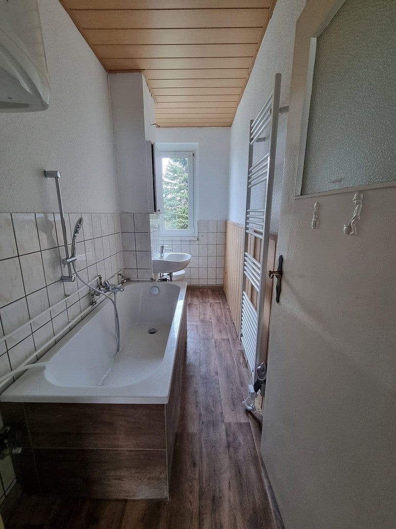 Predaj domu 1.426 m², pozemek 4.406 m², Schleife - Slepo, Sasko Predaj domu 1.426 m², pozemek 4.406 m², Schleife - Slepo, Sasko