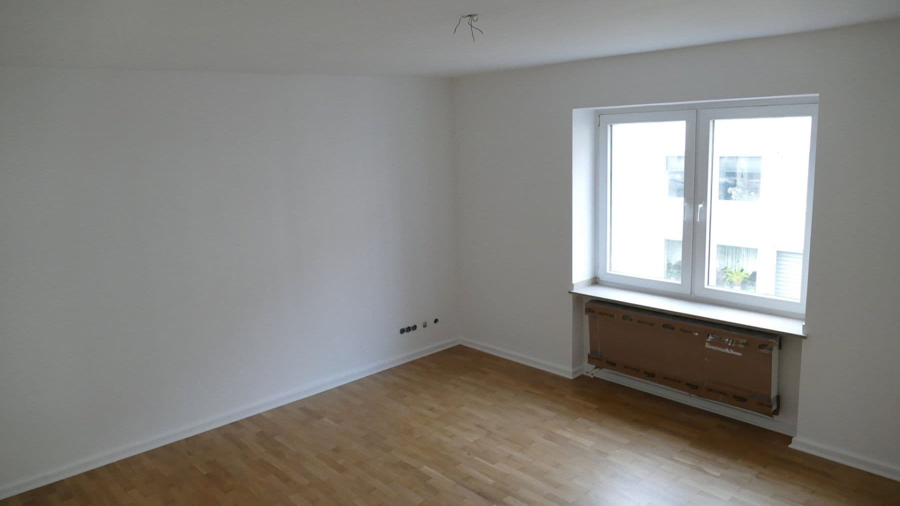 Prenájom bytu 2-izbový 65 m², Derendorfer Straße 14, Düsseldorf, Severné Porýnie - Westfálsko Prenájom bytu 2-izbový 65 m², Derendorfer Straße 14, Düsseldorf, Severné Porýnie - Westfálsko