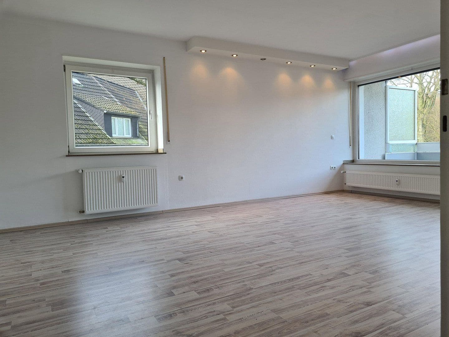 Prenájom bytu 4-izbový 102 m², Uhlenbrockstrasse 13, Gelsenkirchen, Severné Porýnie - Westfálsko Prenájom bytu 4-izbový 102 m², Uhlenbrockstrasse 13, Gelsenkirchen, Severné Porýnie - Westfálsko
