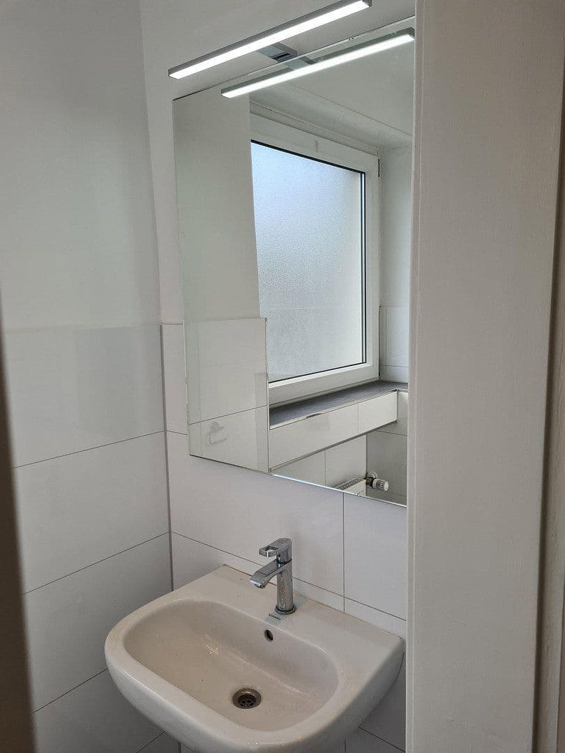 Prenájom bytu 4-izbový 102 m², Uhlenbrockstrasse 13, Gelsenkirchen, Severné Porýnie - Westfálsko Prenájom bytu 4-izbový 102 m², Uhlenbrockstrasse 13, Gelsenkirchen, Severné Porýnie - Westfálsko