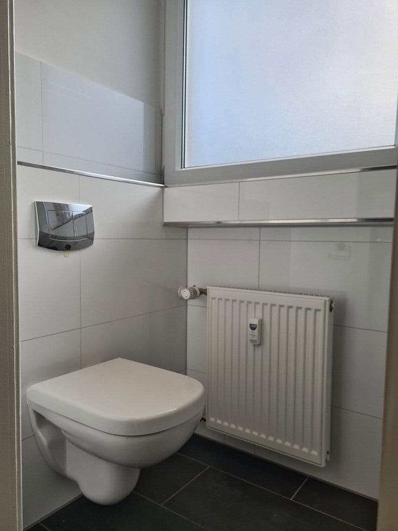 Prenájom bytu 4-izbový 102 m², Uhlenbrockstrasse 13, Gelsenkirchen, Severné Porýnie - Westfálsko Prenájom bytu 4-izbový 102 m², Uhlenbrockstrasse 13, Gelsenkirchen, Severné Porýnie - Westfálsko