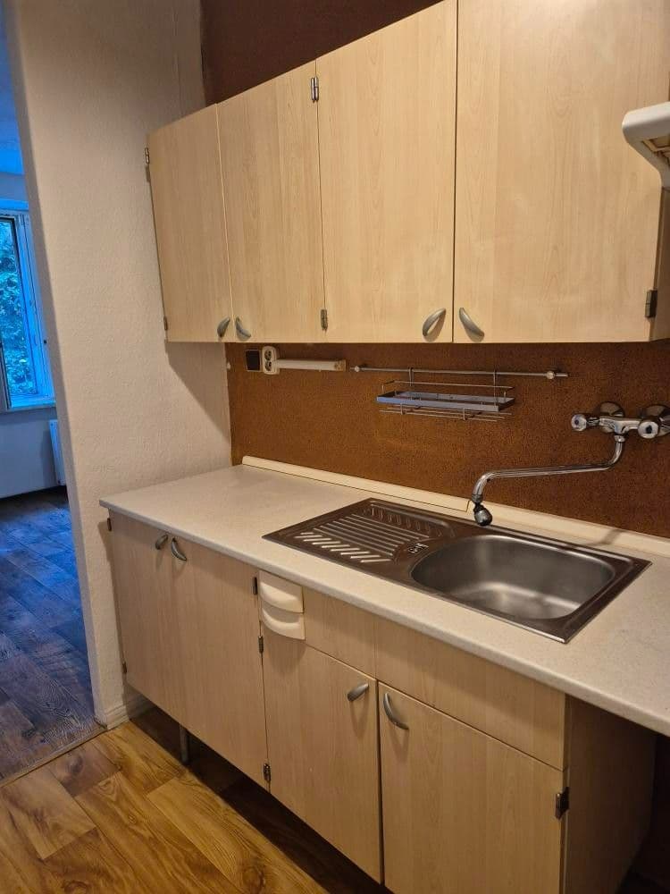 Prenájom bytu 1-izbový 34 m², Květinová, Orlová, Moravskoslezský kraj Prenájom bytu 1-izbový 34 m², Květinová, Orlová, Moravskoslezský kraj