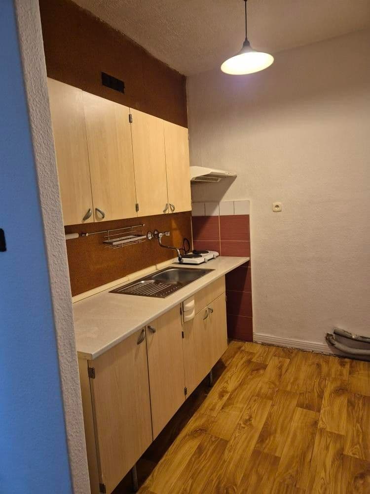 Prenájom bytu 1-izbový 34 m², Květinová, Orlová, Moravskoslezský kraj Prenájom bytu 1-izbový 34 m², Květinová, Orlová, Moravskoslezský kraj