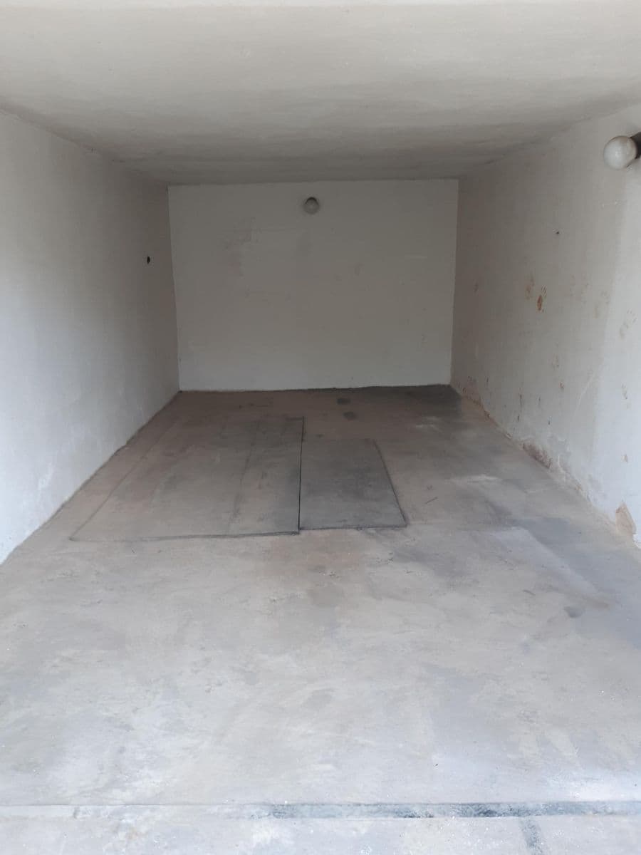 Predaj garáže 21 m², Třinec, Moravskoslezský kraj Predaj garáže 21 m², Třinec, Moravskoslezský kraj