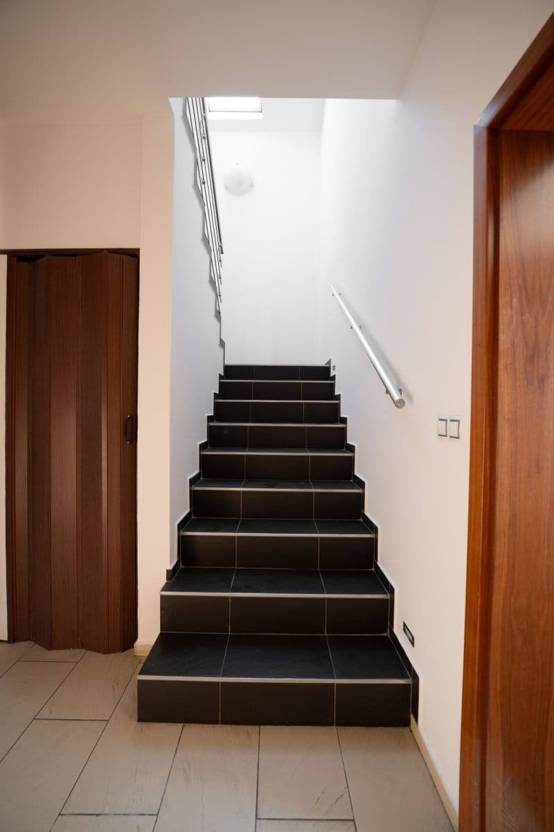 Predaj domu 176 m², pozemek 580 m², Dolní Lukavice, Plzeňský kraj Predaj domu 176 m², pozemek 580 m², Dolní Lukavice, Plzeňský kraj