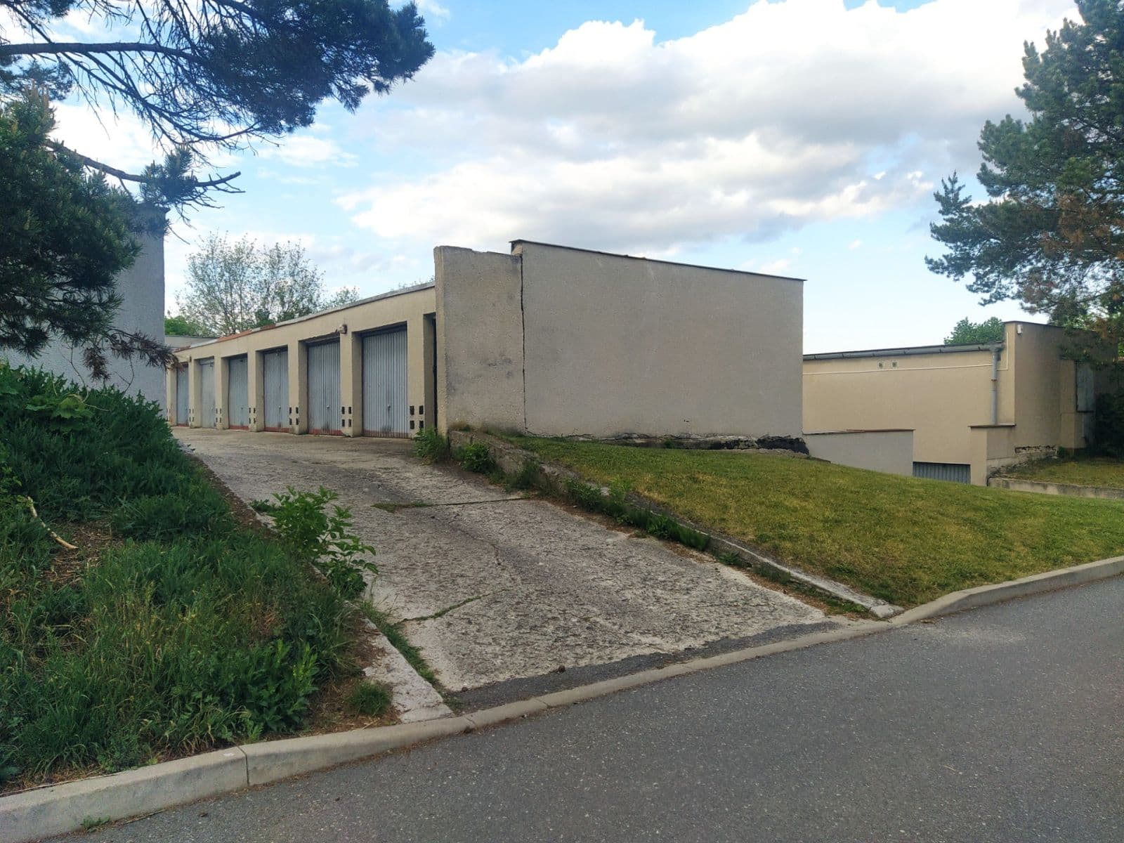 Predaj garáže 18 m², Náchodská, Tábor, Jihočeský kraj Predaj garáže 18 m², Náchodská, Tábor, Jihočeský kraj
