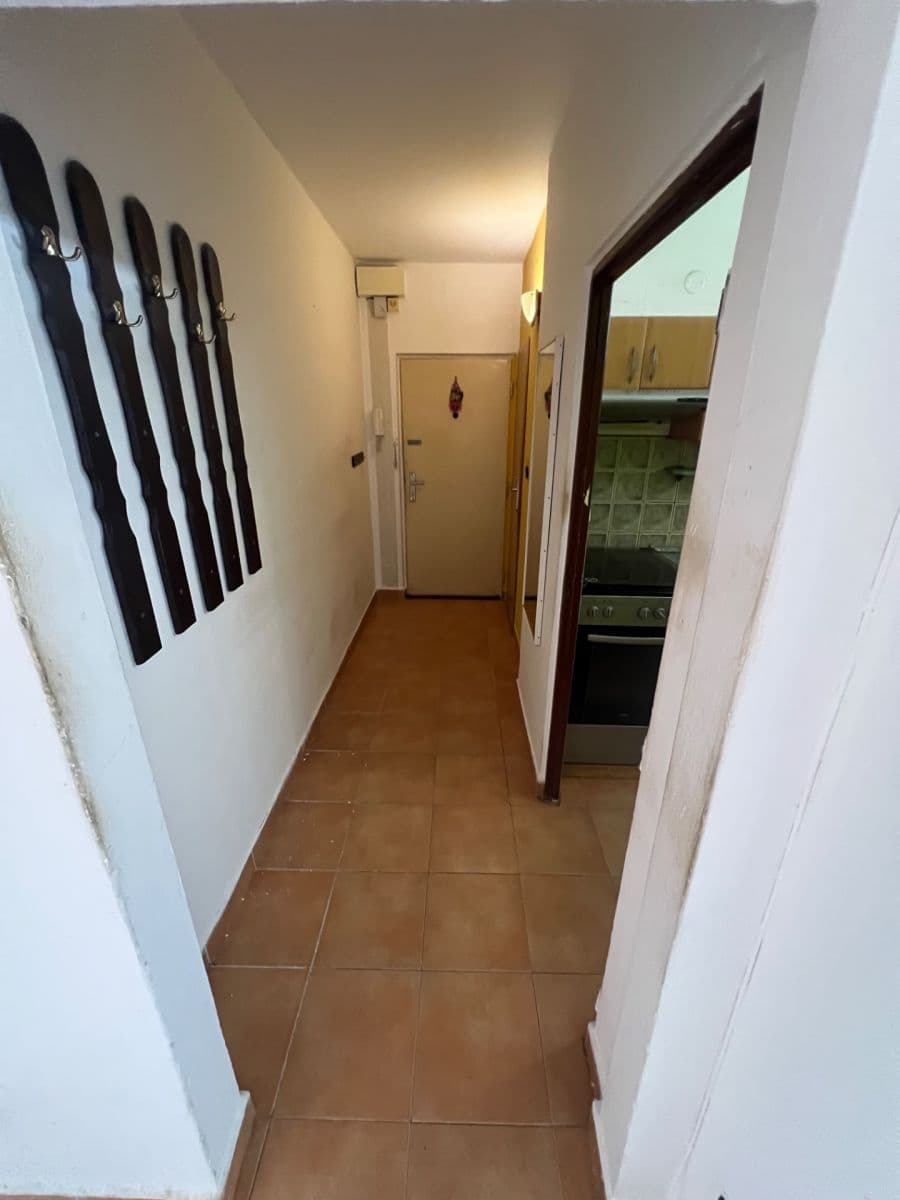 Predaj bytu 3-izbový 58 m², Nedvědova, Olomouc, Olomoucký kraj Predaj bytu 3-izbový 58 m², Nedvědova, Olomouc, Olomoucký kraj