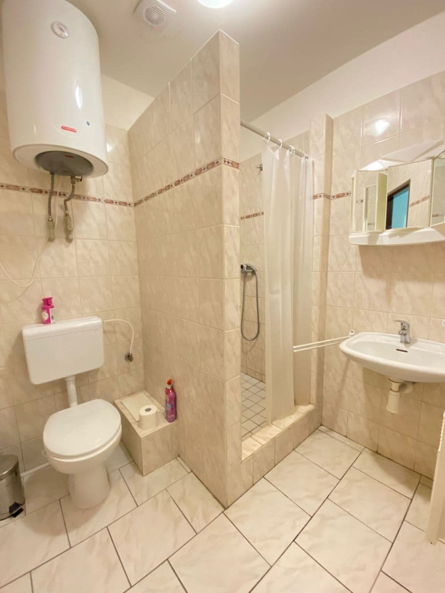 Prenájom bytu 2-izbový 38 m², Suchý, Jihomoravský kraj Prenájom bytu 2-izbový 38 m², Suchý, Jihomoravský kraj