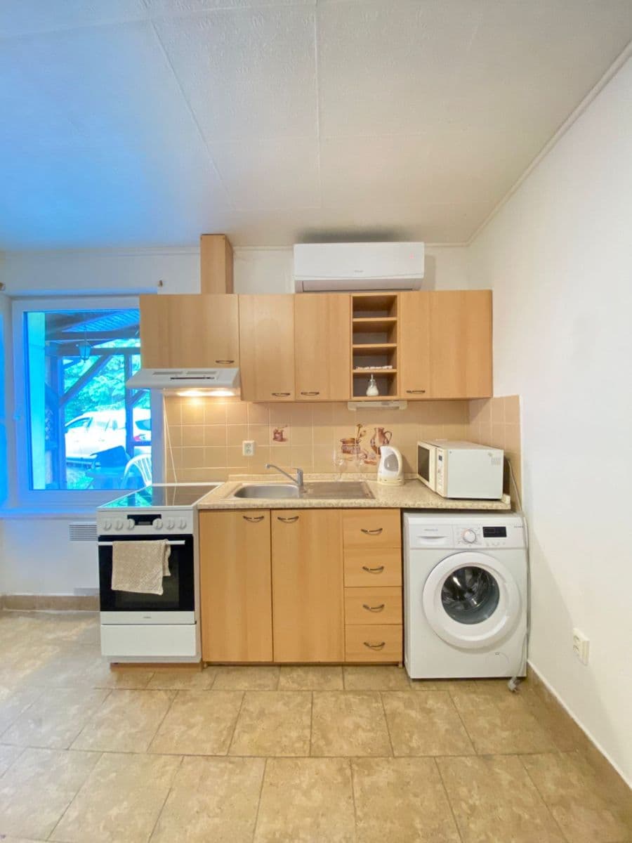 Prenájom bytu 2-izbový 38 m², Suchý, Jihomoravský kraj Prenájom bytu 2-izbový 38 m², Suchý, Jihomoravský kraj