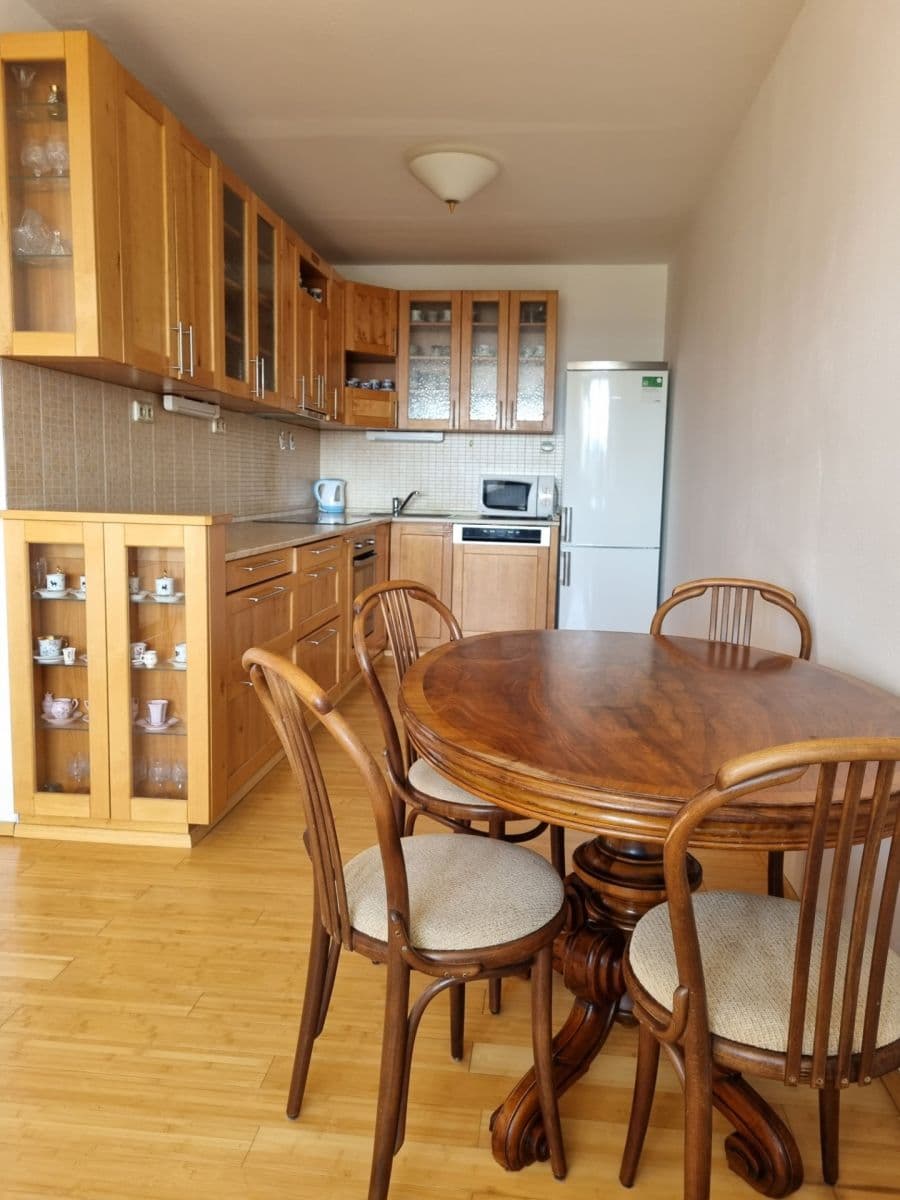 Predaj bytu 3-izbový 62 m², Papírníkova, Praha, Praha Predaj bytu 3-izbový 62 m², Papírníkova, Praha, Praha